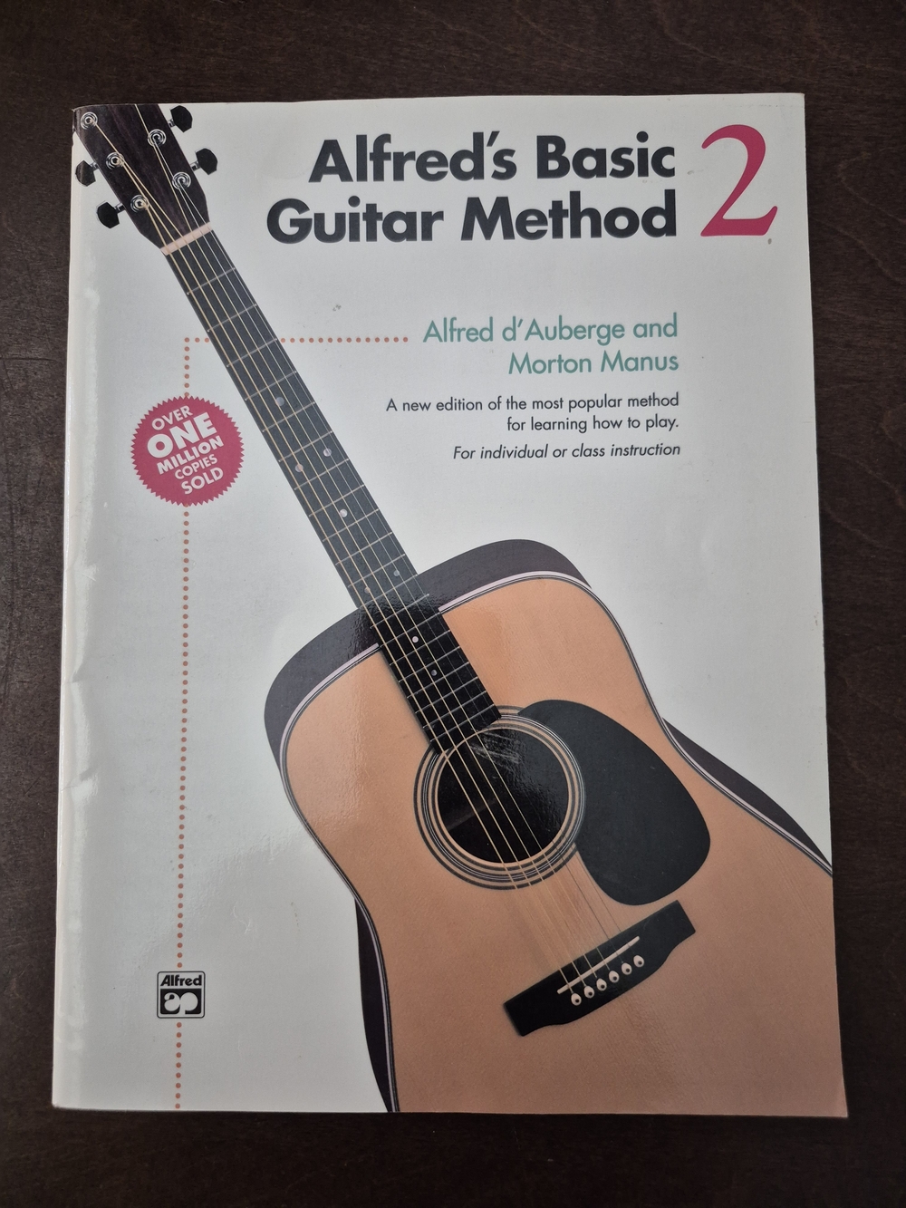 Alfred Basic Guitar Method 2 – Black, White, Pink, Natural